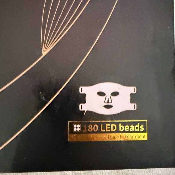 Inteo Red Light LED Therapy Facial Mask for Skin Rejuvenation - Picture 10 of 15